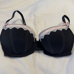 Jezebel balconette bra- black/pink 32D